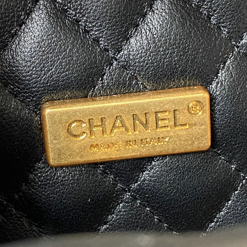 Chanel Small Vanity Case AS2926