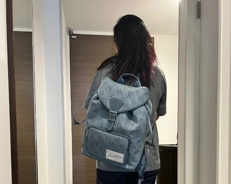 Louis Vuitton Montsouris Backpack M22534