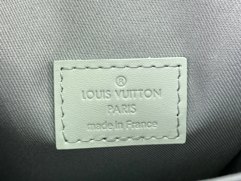 Louis Vuitton S-Lock Vertical Wearable Wallet M82568