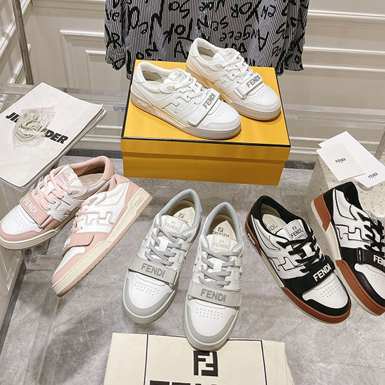 FENDI Sneakers SDF080601