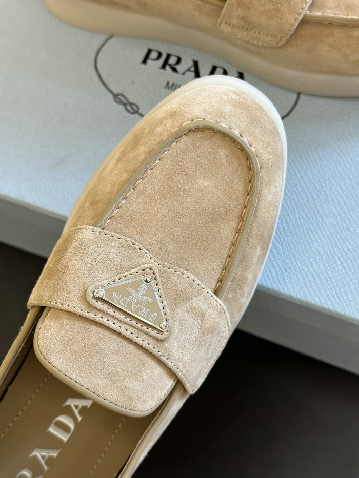 Prada Suede Loafers SNP080601