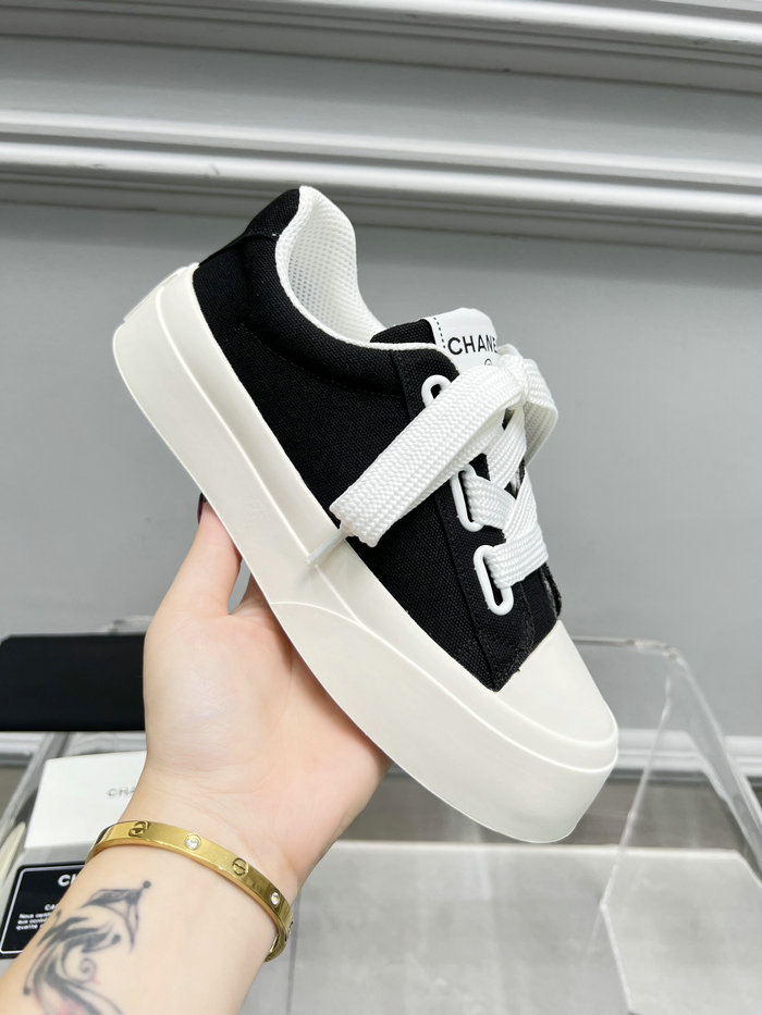 Chanel Sneakers SDC080920