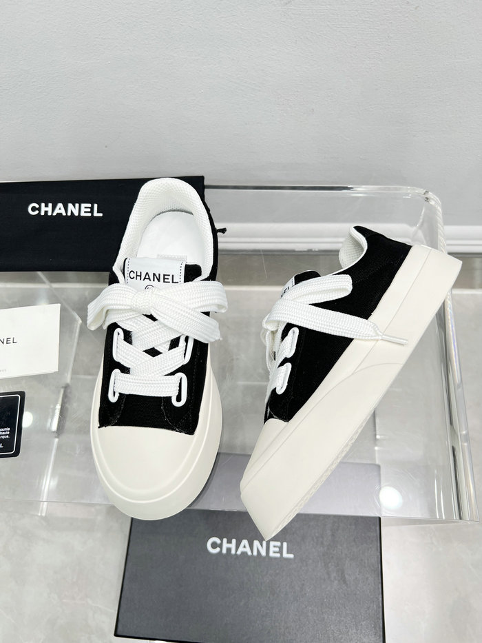 Chanel Sneakers SDC080920