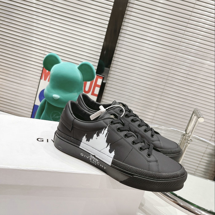 Givenchy Sneakers SNG080903