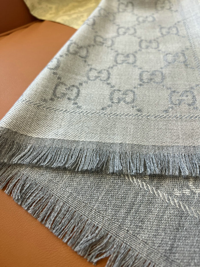 Gucci Wool Scarf GS080801