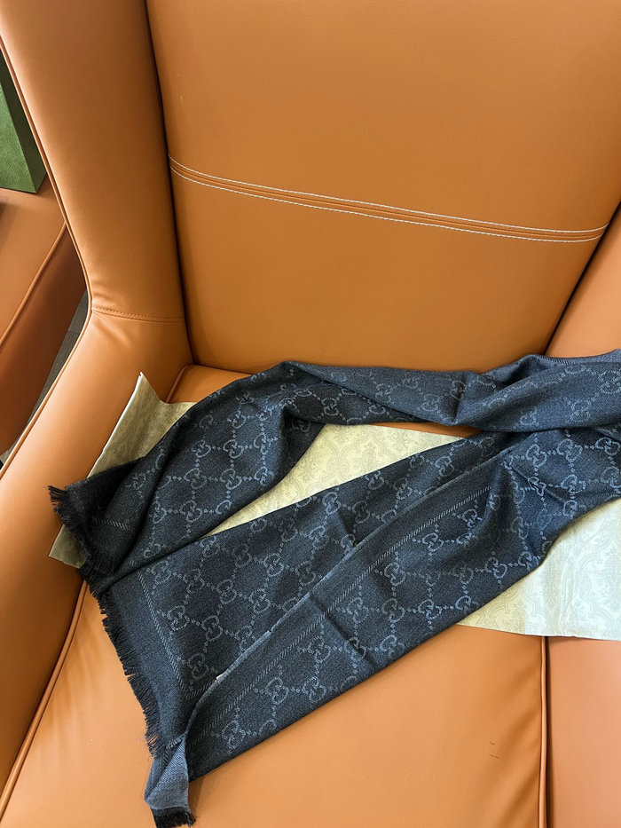 Gucci Wool Scarf GS080803