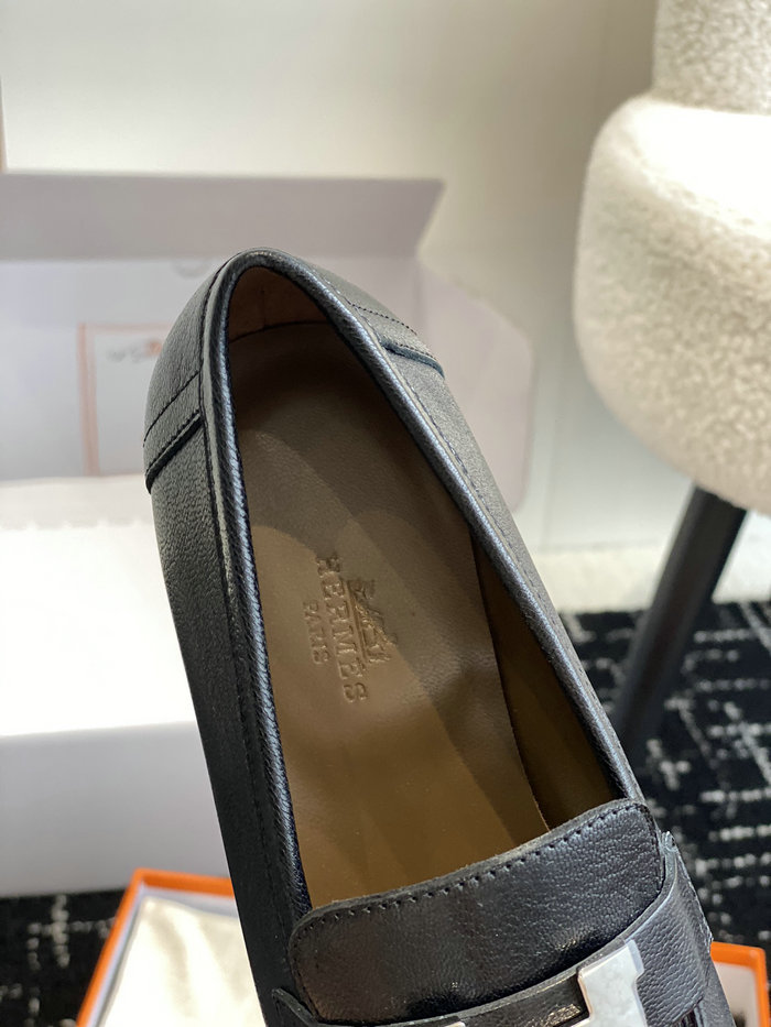 Hermes Loafers SNH080901