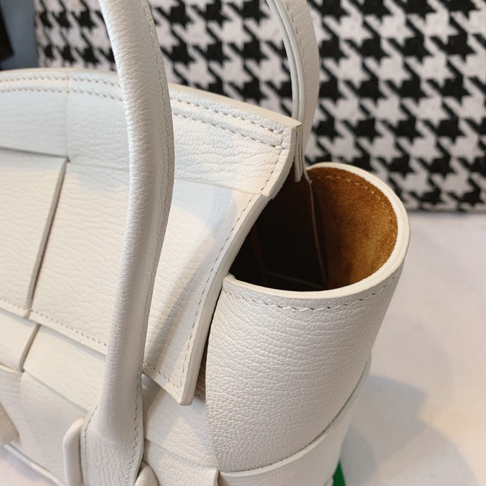 Bottega Veneta Mini Arco 29 bag White GP1007