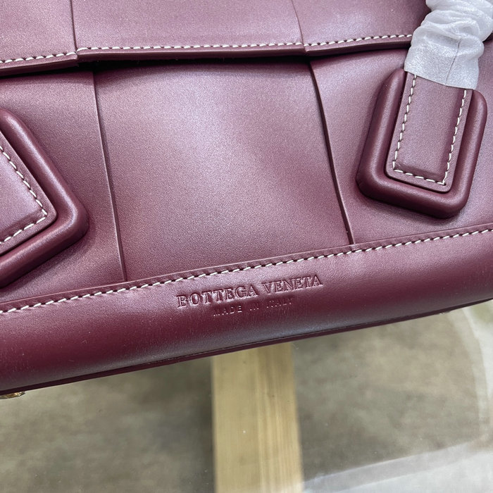 Bottega Veneta Small Arco 33 bag in Smooth leather Burgundy B1007