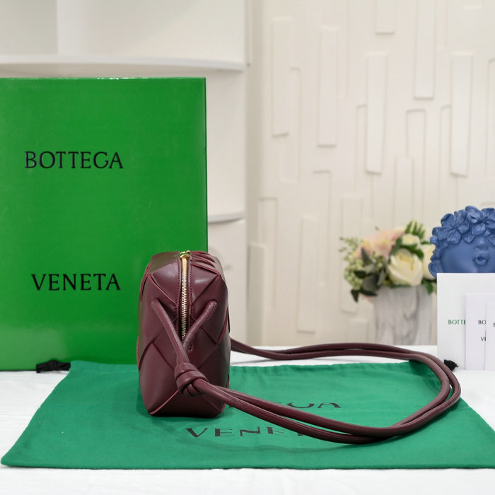 Bottega Veneta Small Cassette Camera Bag Bordeaux 6600