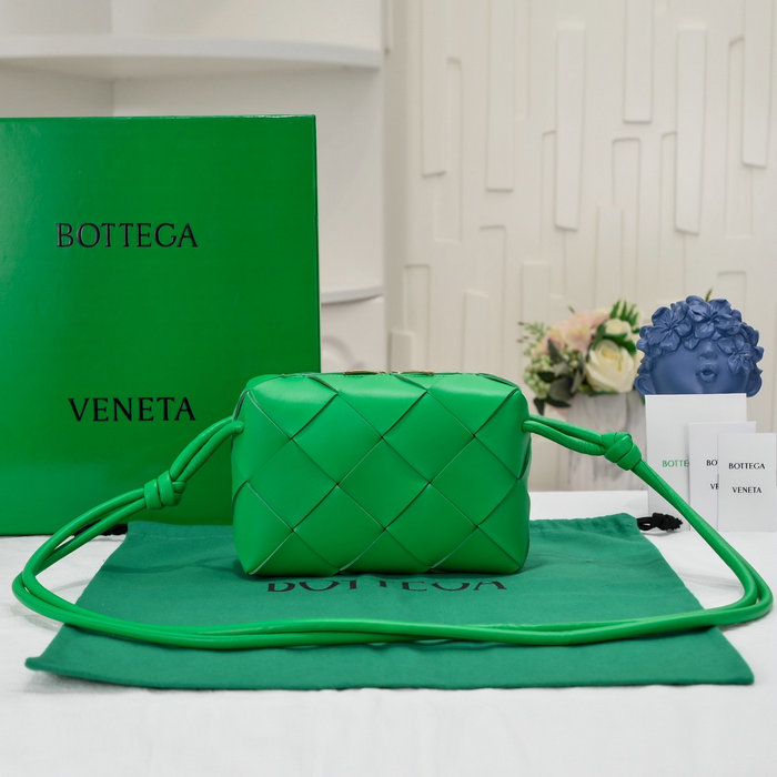 Bottega Veneta Small Cassette Camera Bag Parakeet 6600