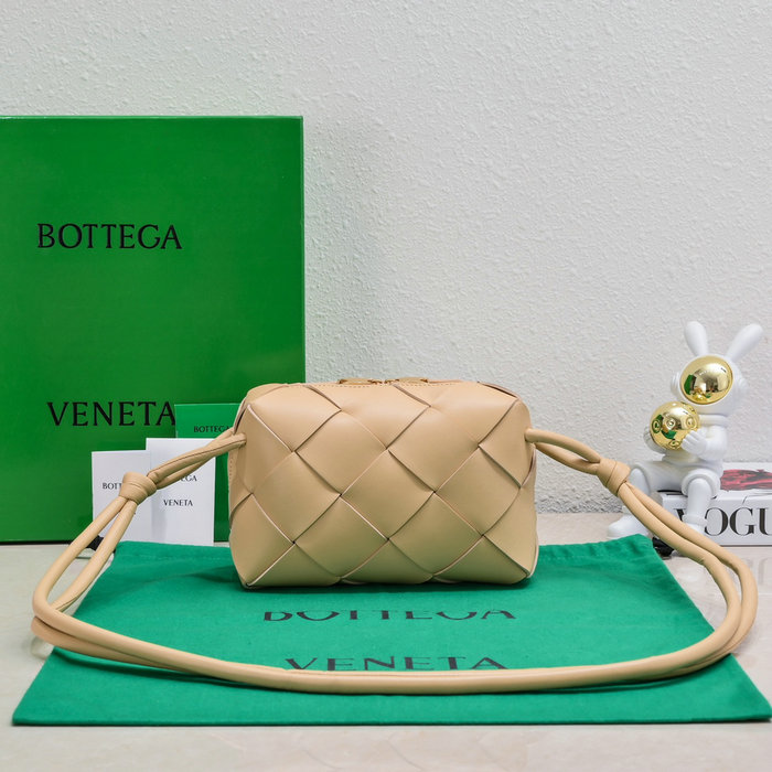 Bottega Veneta Small Cassette Camera Bag Porridge 6600