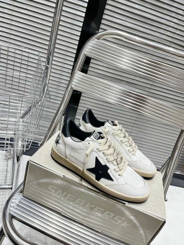 Golden Goose Calfskin Sneaker SNG082611