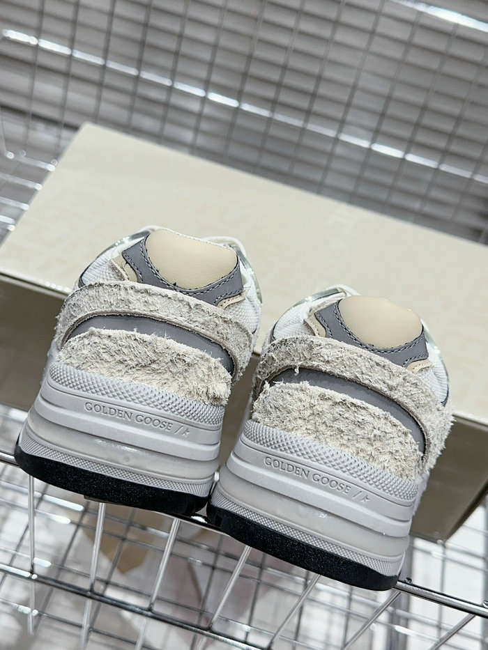 Golden Goose Calfskin Sneaker SNG082615