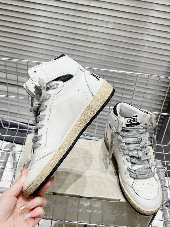 Golden Goose Calfskin Sneaker SNG082616