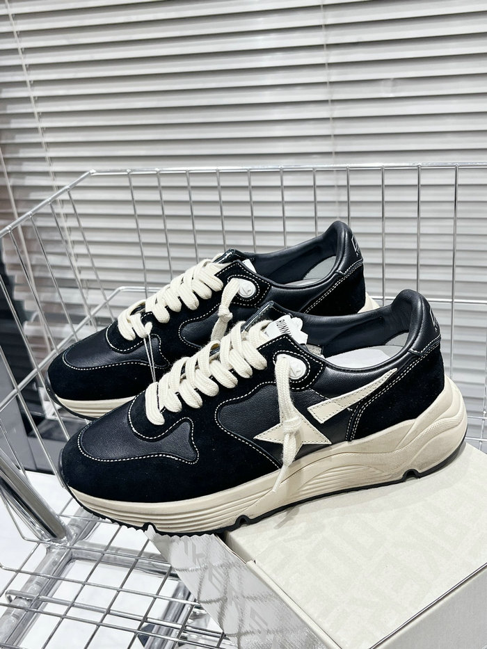 Golden Goose Calfskin Sneaker SNG082621