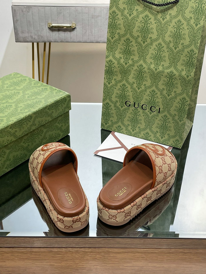 Gucci Slides SNG082303