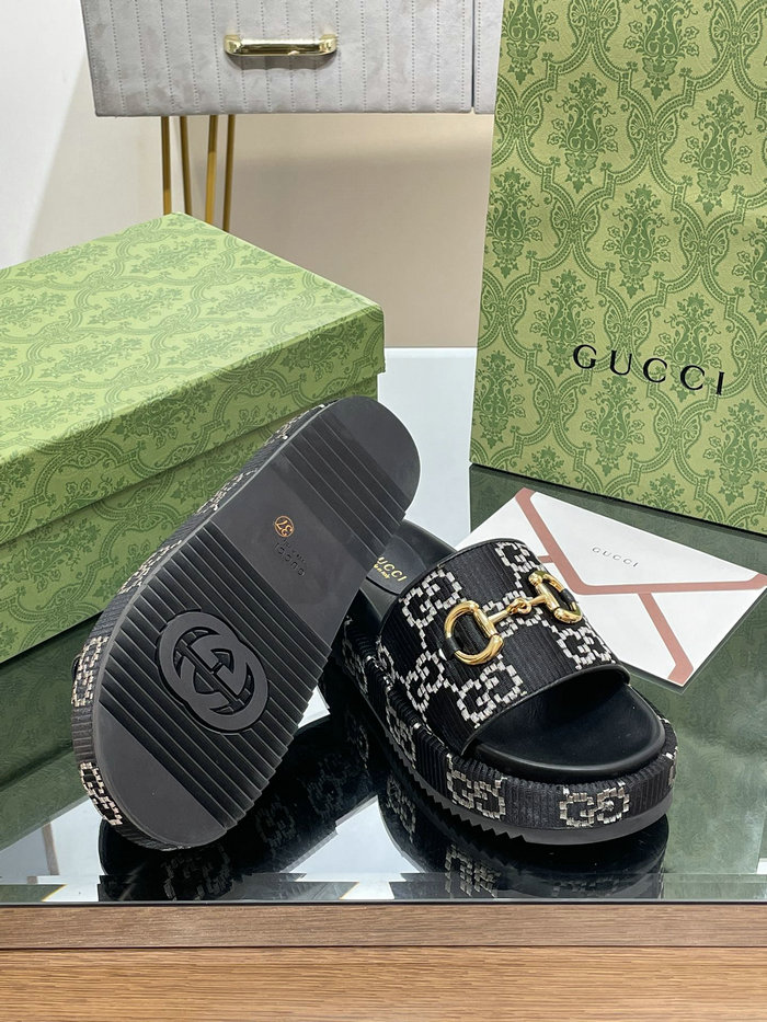 Gucci Slides SNG082305