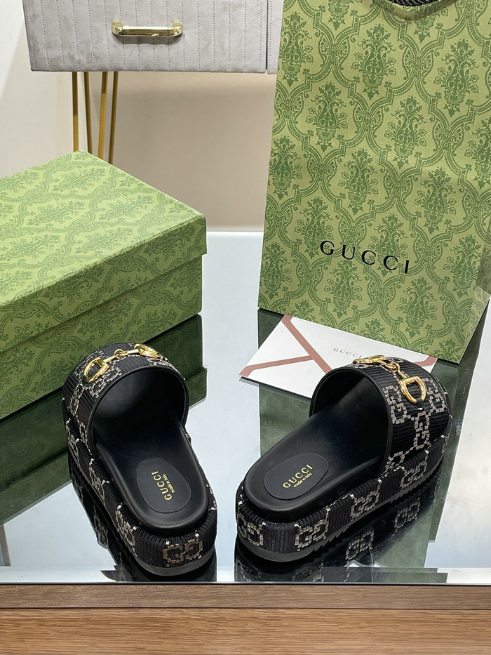 Gucci Slides SNG082305