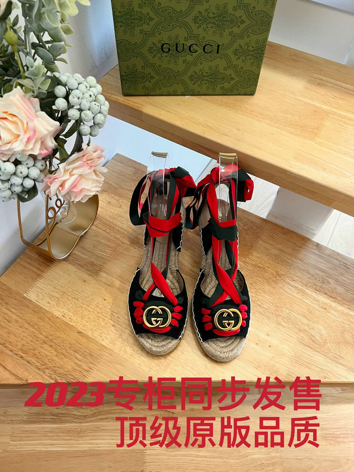 Gucci Wedge Sandals SNG082307