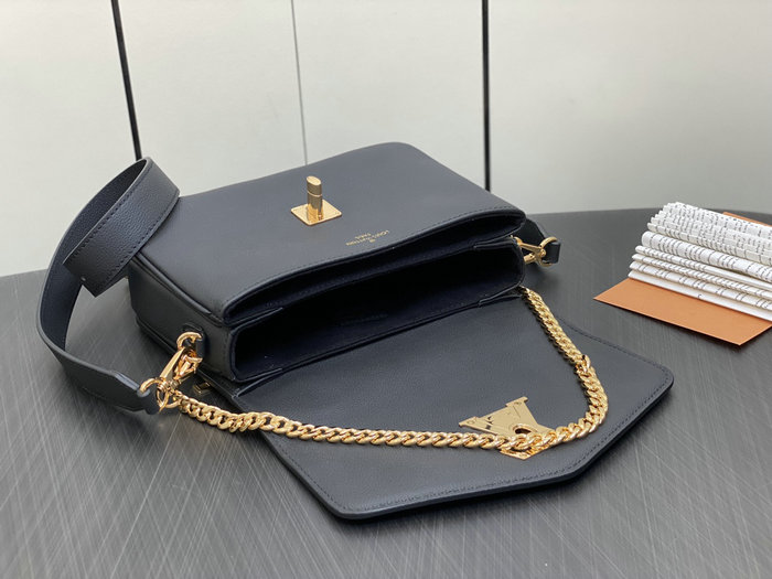 Louis Vuitton Oxford Black M22735