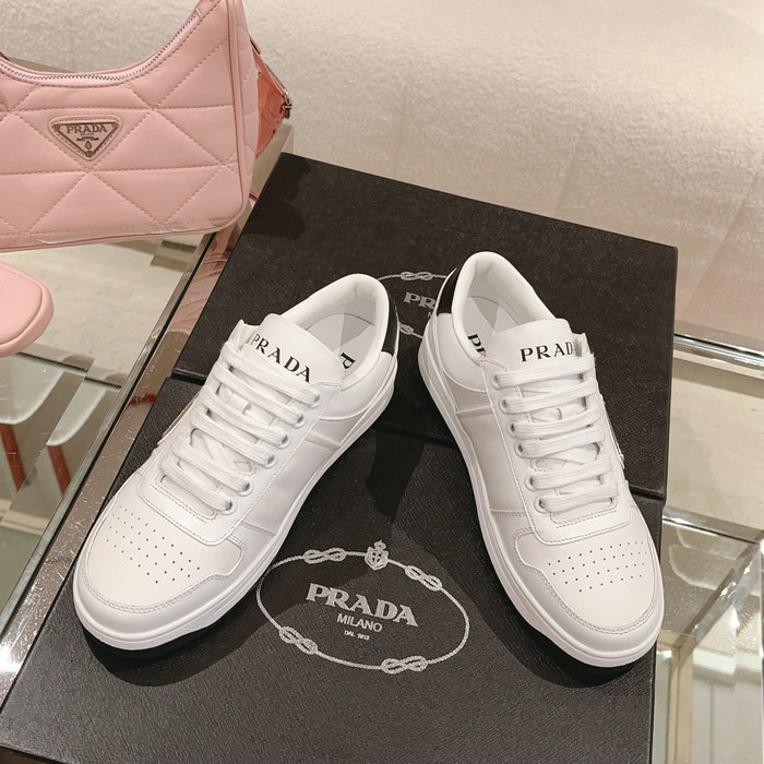 Prada Leather Sneakers SNP082701