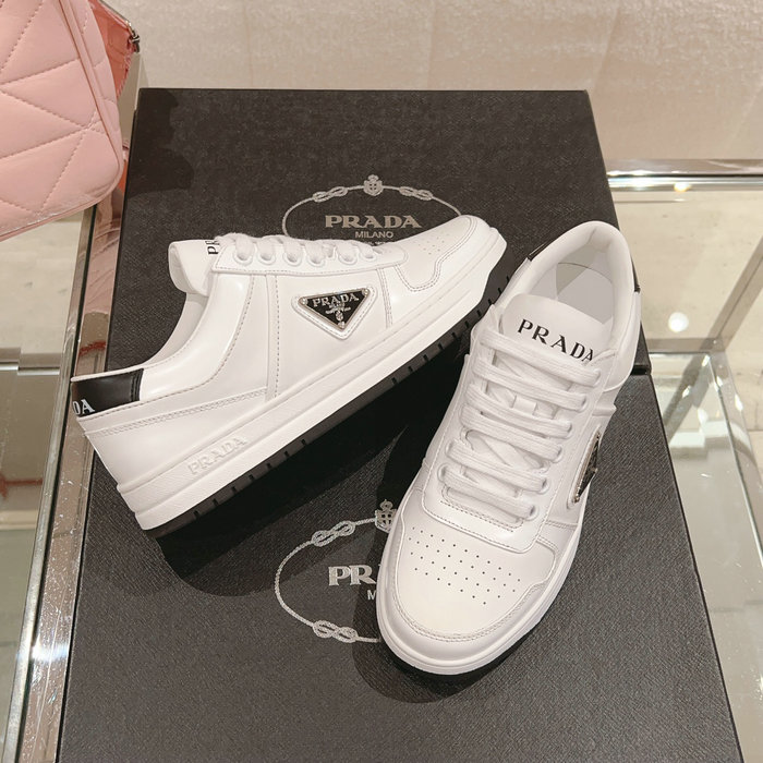 Prada Leather Sneakers SNP082701