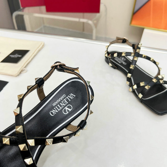 Valentino Sandals SNV082601