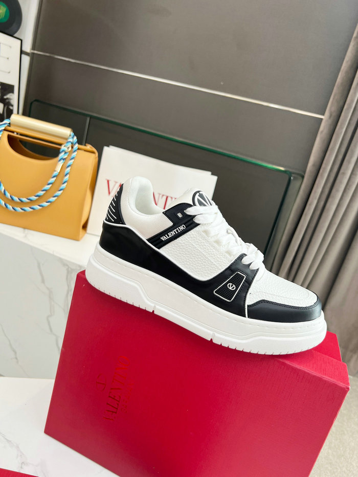 Valentino Sneakers SNV082309