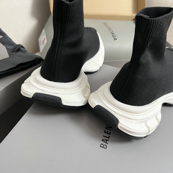 Balenciaga 3XL Speed Sneakers SJB090805