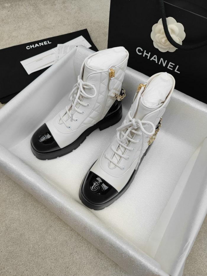 Chanel Leather Boots SNC090819