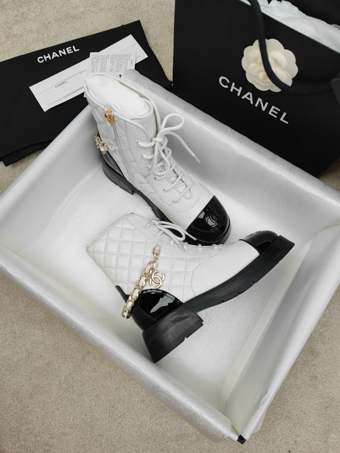 Chanel Leather Boots SNC090819