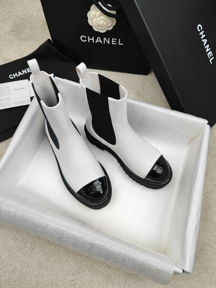 Chanel Leather Boots SNC090823