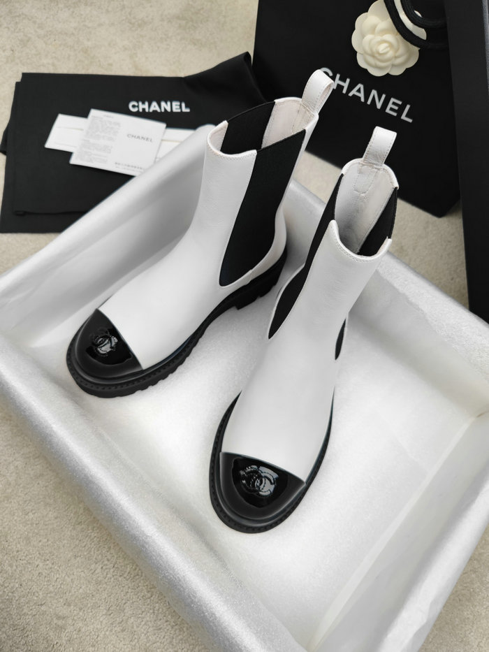 Chanel Leather Boots SNC090823