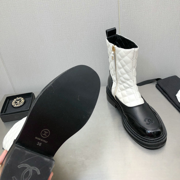 Chanel Leather Boots SNC090830