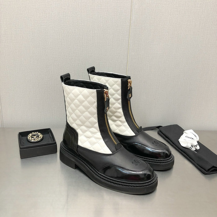 Chanel Leather Boots SNC090834