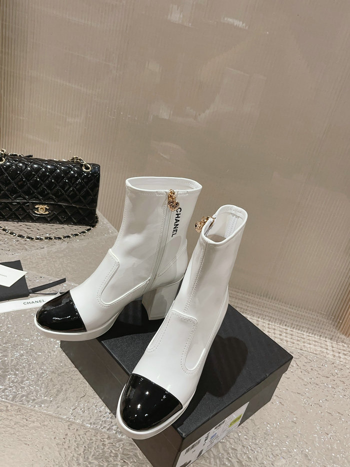 Chanel Leather Boots SNC090836