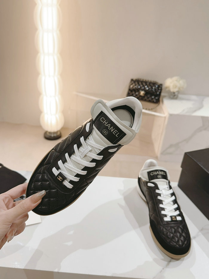 Chanel Sneakers SNC090806