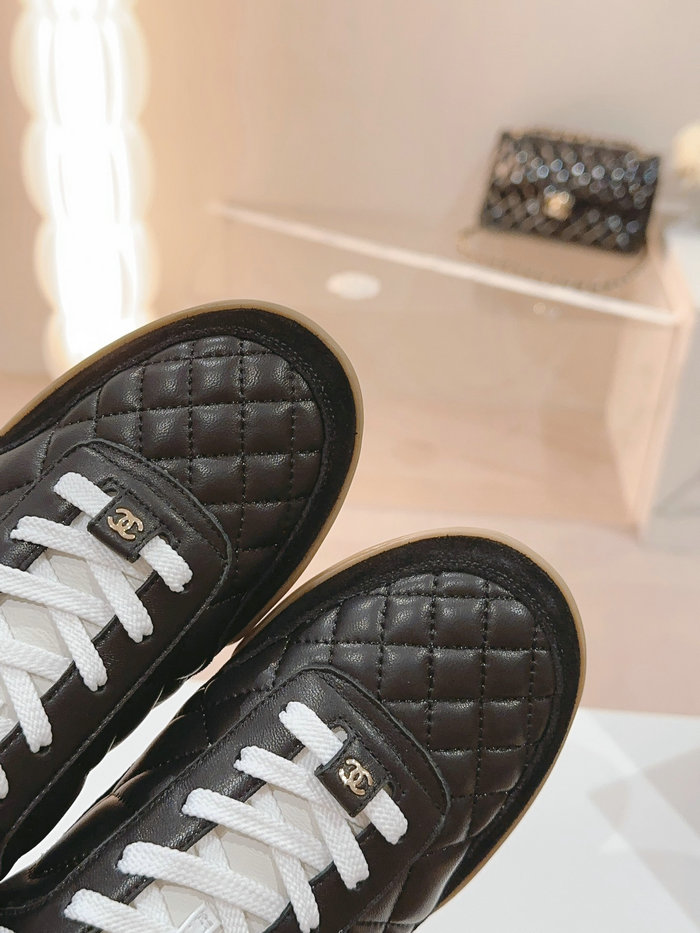 Chanel Sneakers SNC090806