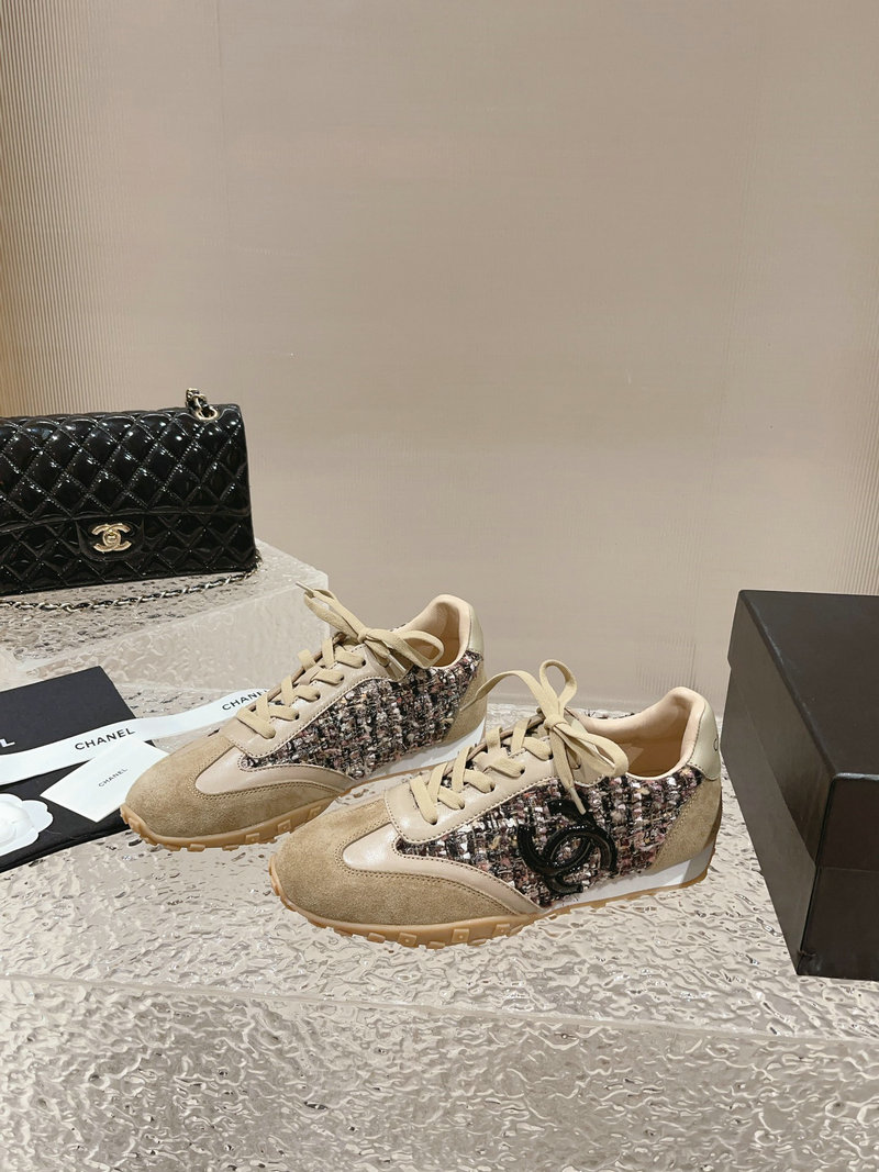 Chanel Sneakers SNC091304