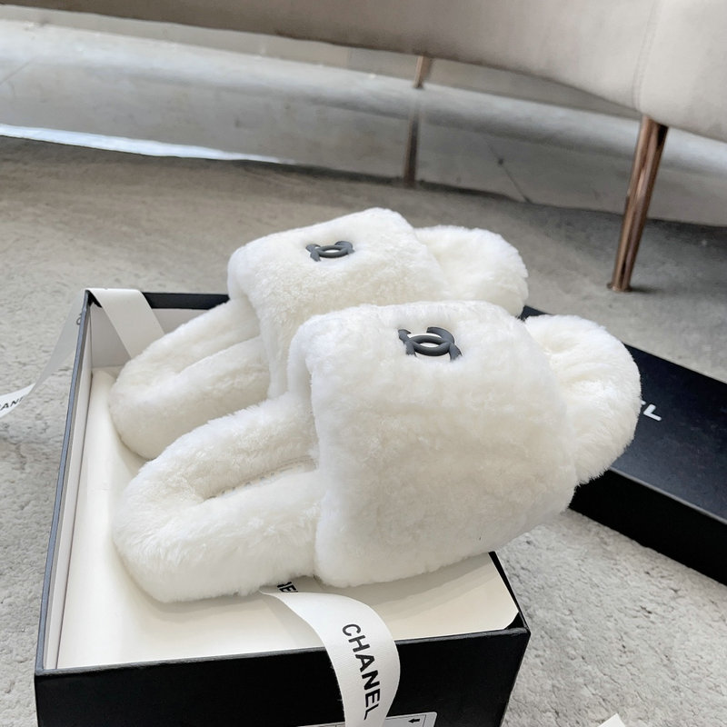 Chanel Wool Slippers SNC091303