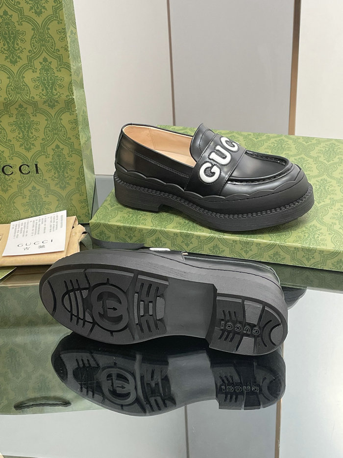 Gucci Loafers SNG090801