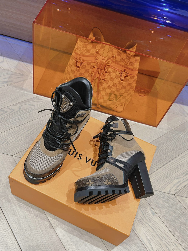 Louis Vuitton Boots SNL091301