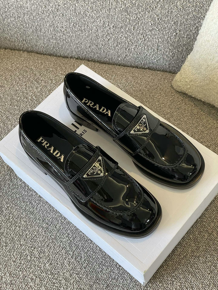 Prada Loafers SNP090801