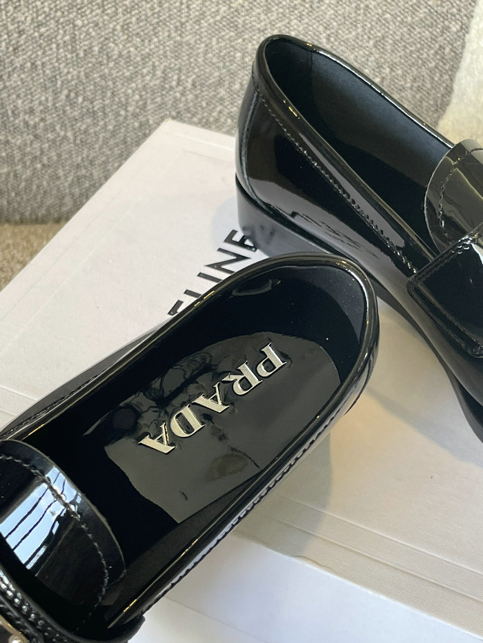 Prada Loafers SNP090801