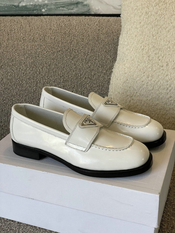 Prada Loafers SNP090803