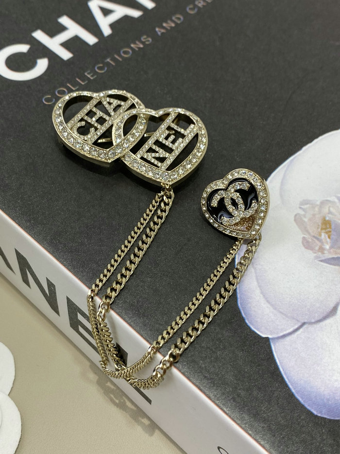 Chanel Brooch JCB091304