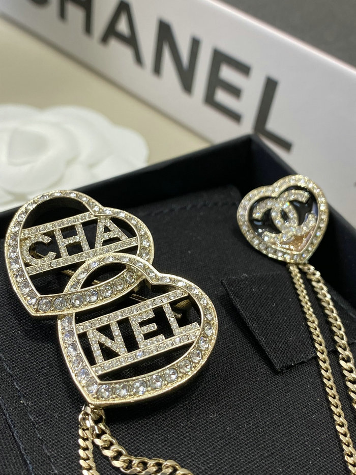 Chanel Brooch JCB091304