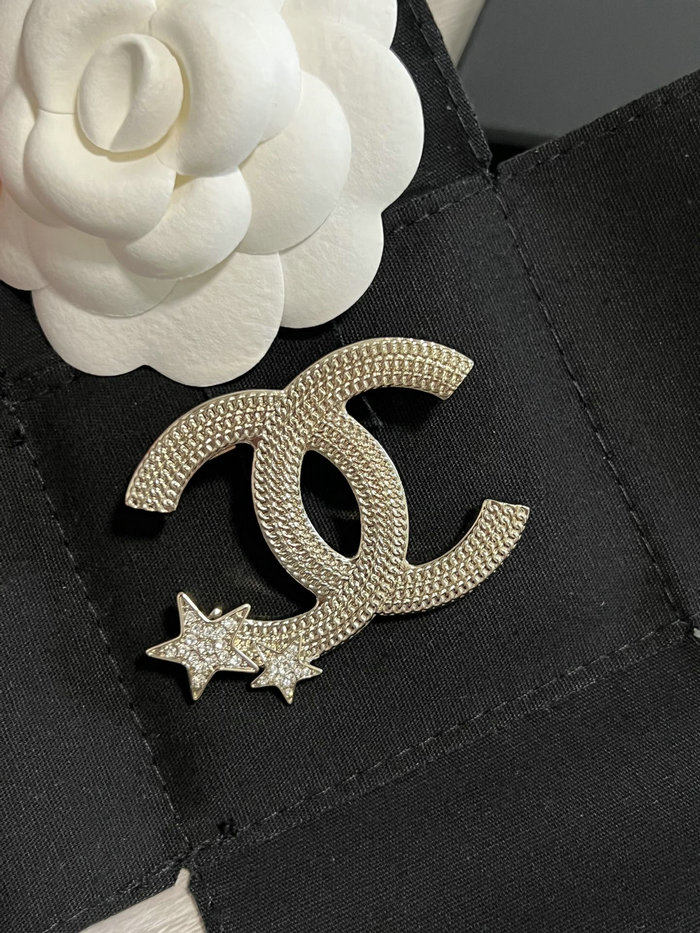 Chanel Brooch JCB091306