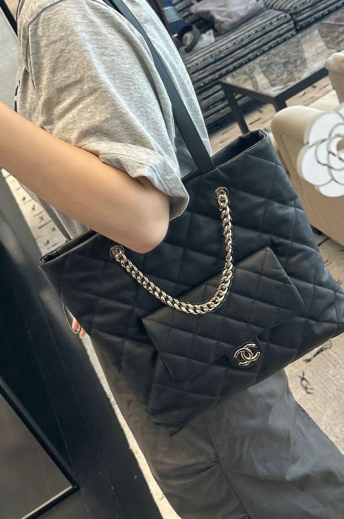 Chanel Calfskin Tote Black AS4359